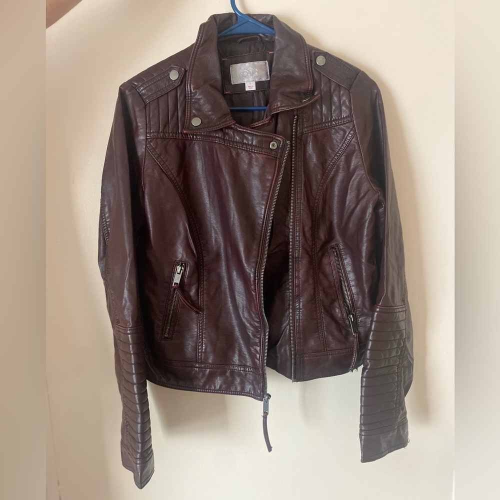 Leather jackets - Picture 5 of 6
